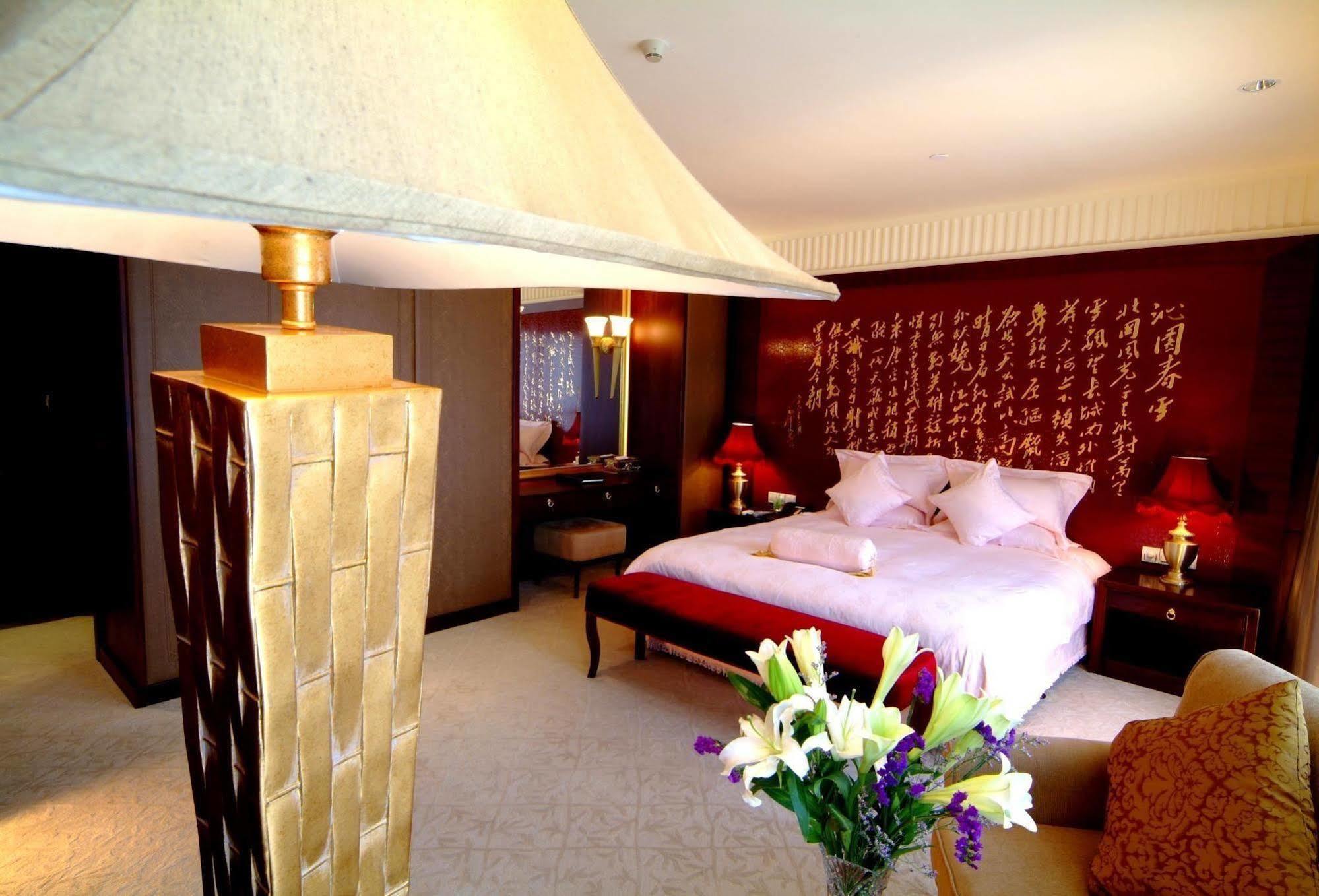 Heyuan Great International Hotel Esterno foto
