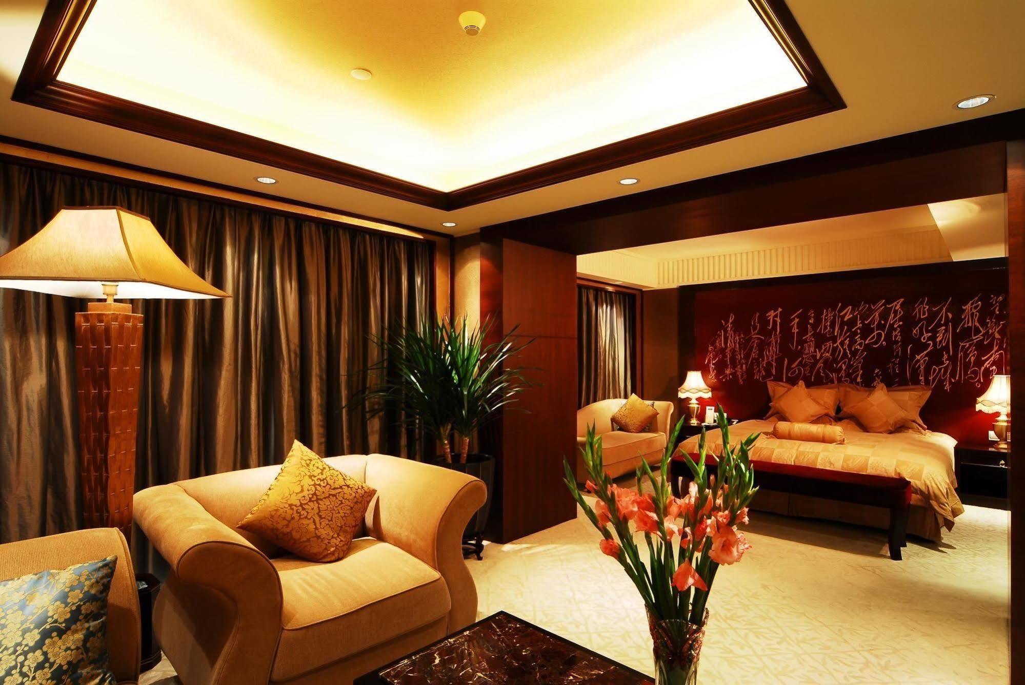 Heyuan Great International Hotel Esterno foto